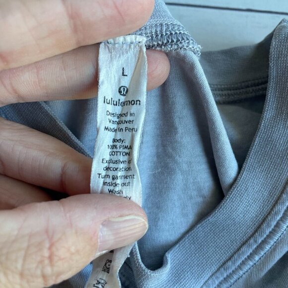 *Has Stain* Lululemon Broken Beats Tank, Grey - Size Large - Picture 4 of 9
